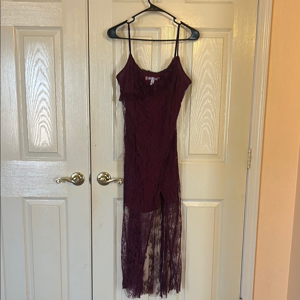 Burgundy Lace Maxi Dress